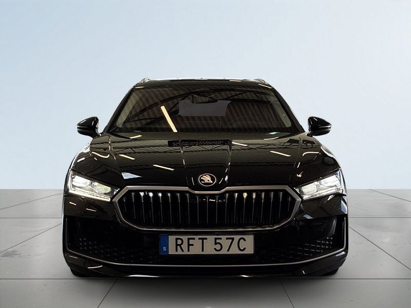 Skoda Superb bild 2