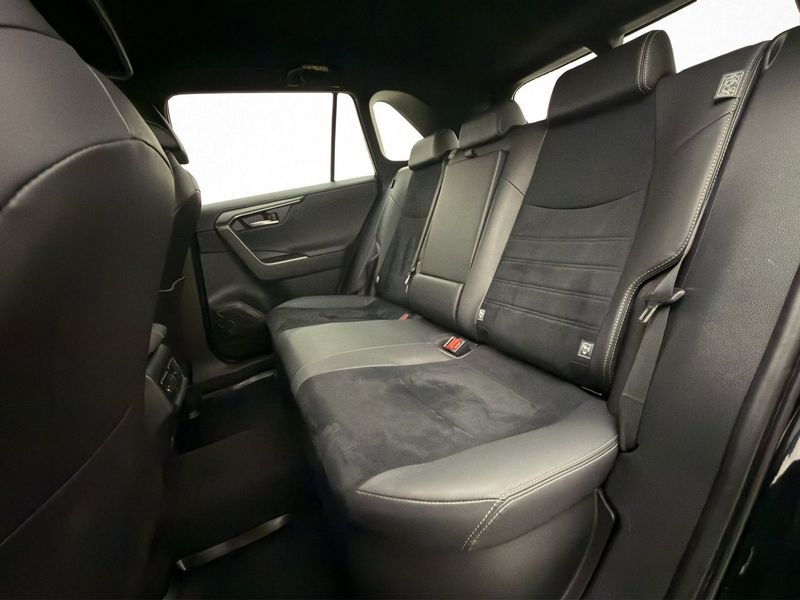 Toyota RAV4 bild 28