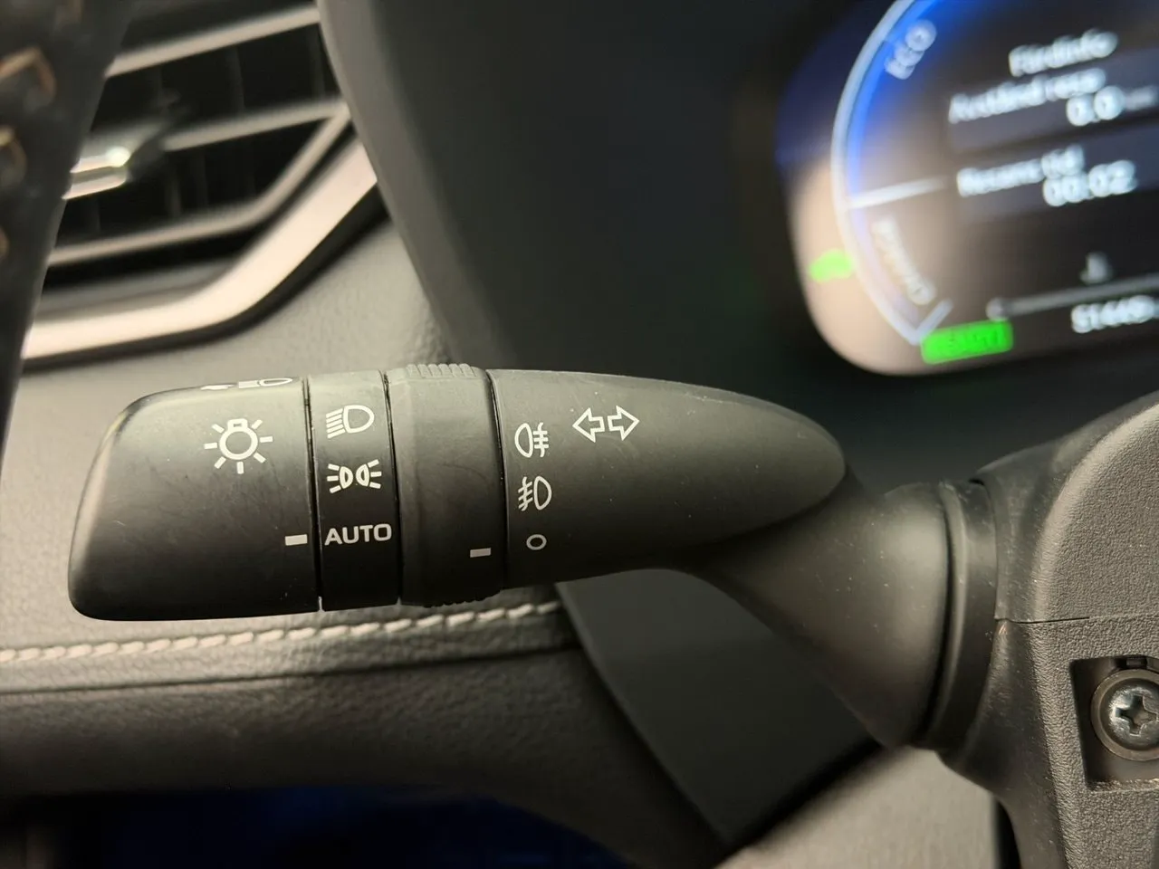Vehicle image 36