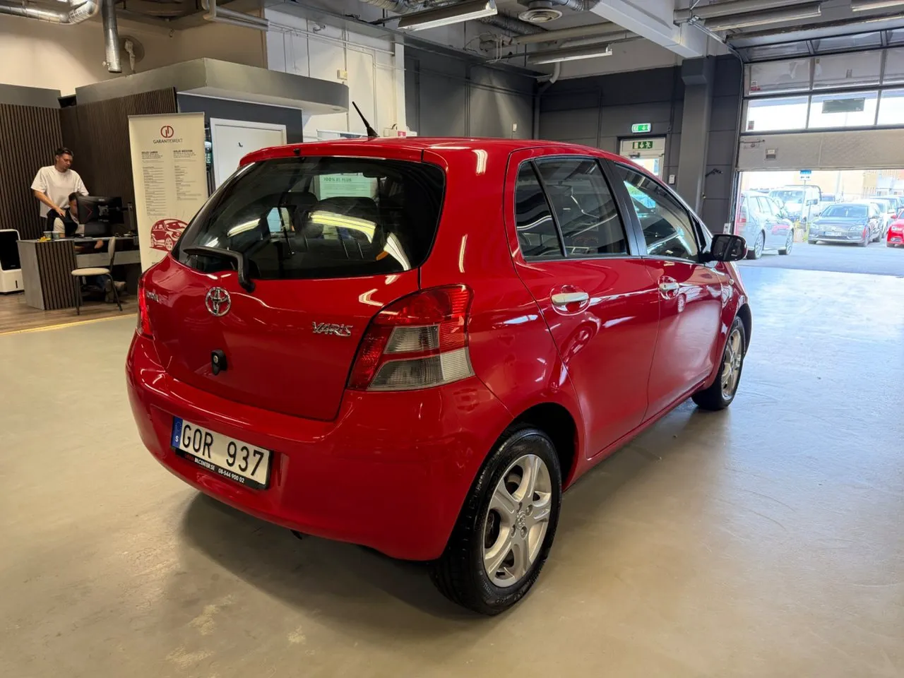 Vehicle image 5