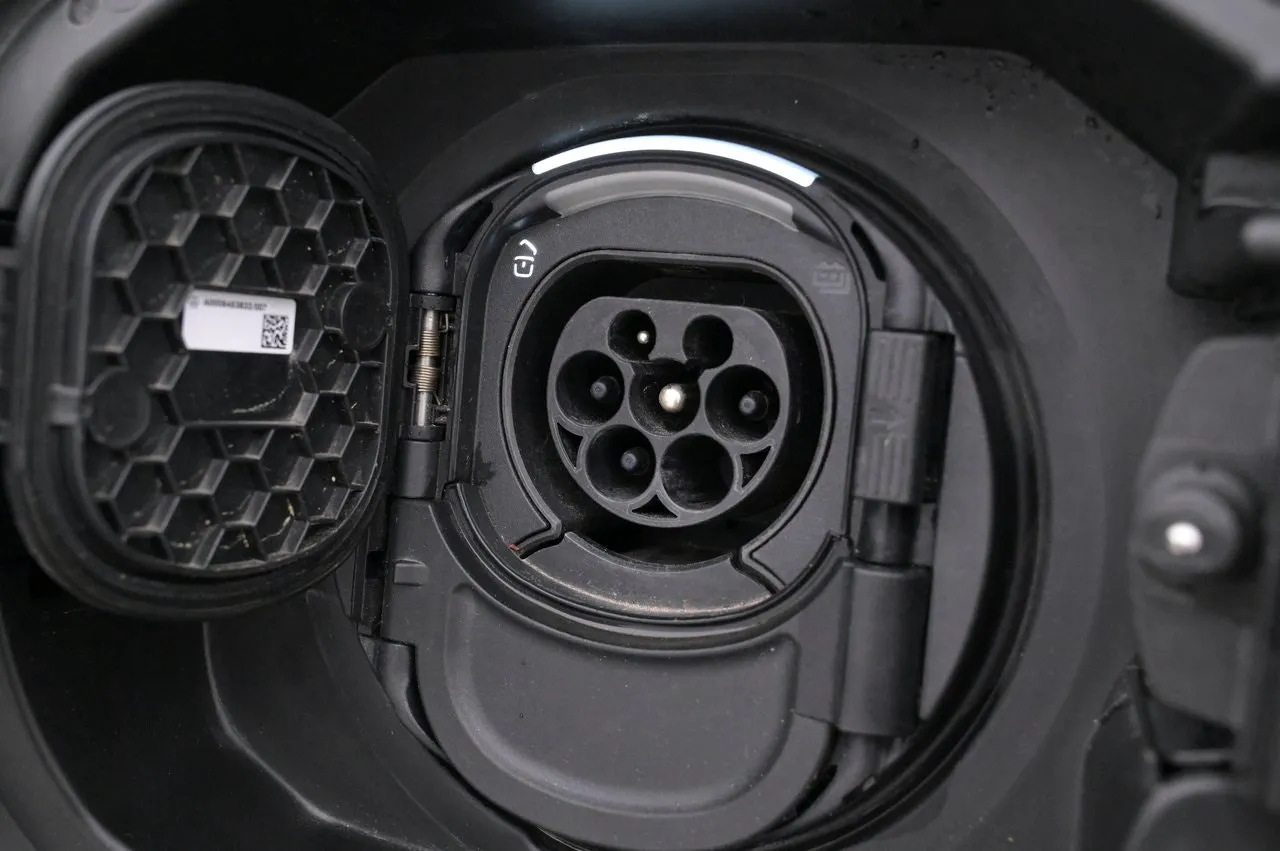 Vehicle image 20