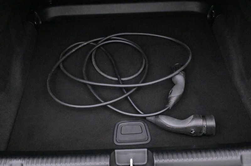 Mercedes EQE300 bild 24