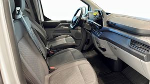 Ford Tourneo Custom bild 3