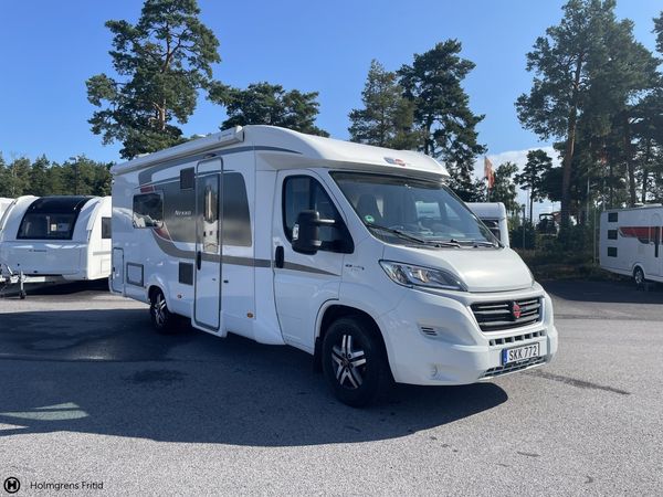 Bürstner T 7203 ALDE VÄRME | STOR TOALETT | - 2017