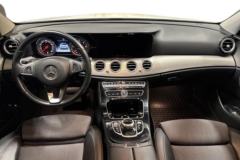 Mercedes E220 bild 12
