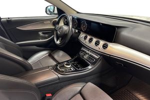 Mercedes E220 bild 14