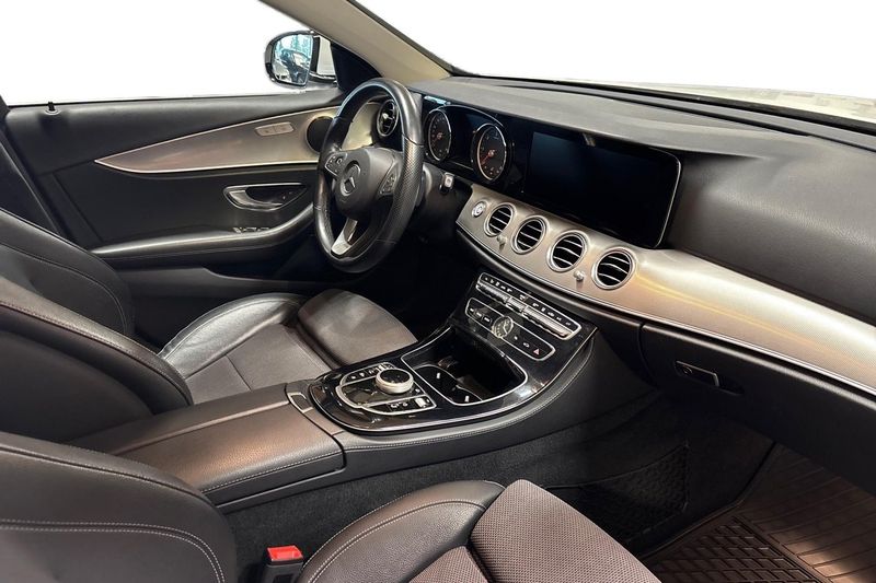 Mercedes E220 bild 14