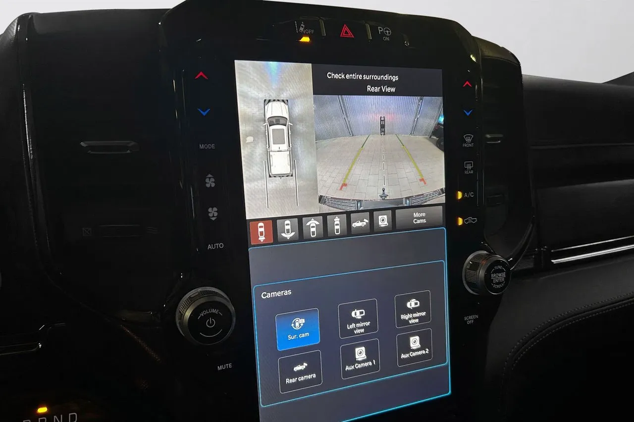 Vehicle image 31