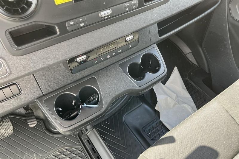 Mercedes Sprinter bild 13