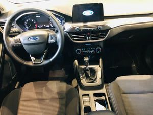 Ford Focus bild 8