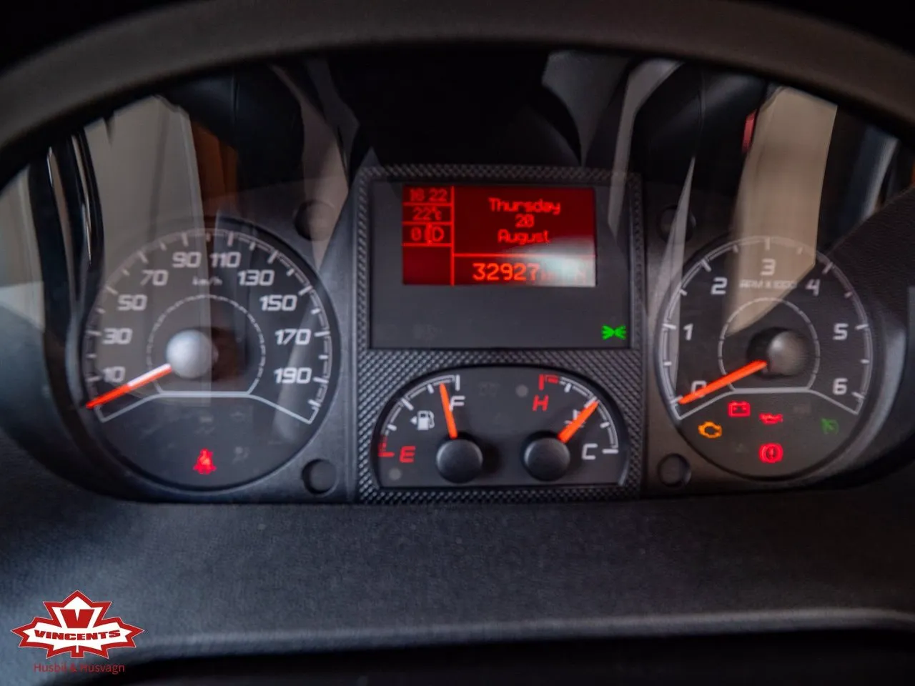 Vehicle image 18