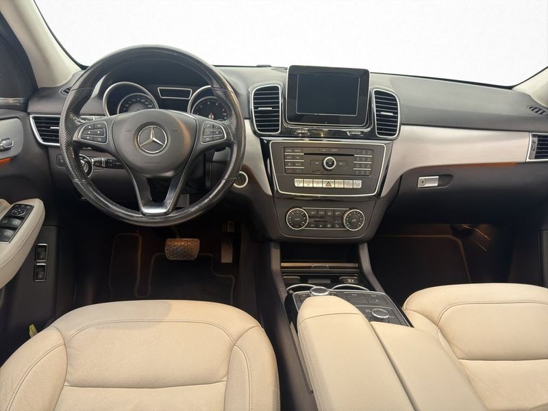 Mercedes GLE500 bild 13