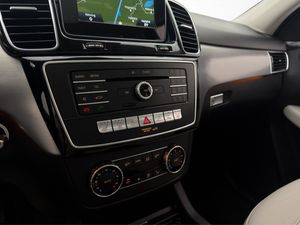 Mercedes GLE500 bild 22