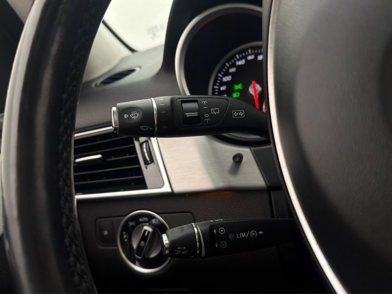 Mercedes GLE500 bild 26