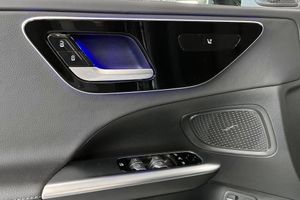 Mercedes C300 bild 16