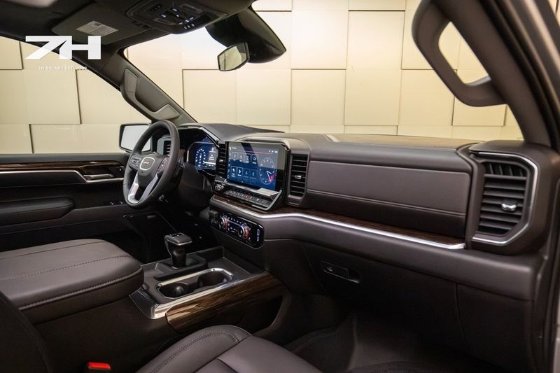 GMC Sierra bild 14