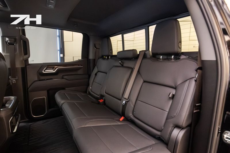 GMC Sierra bild 17