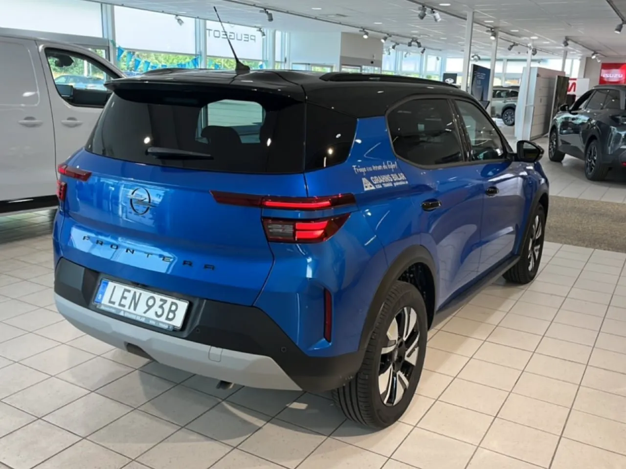 Vehicle image 3