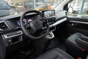 Peugeot Traveller bild 8
