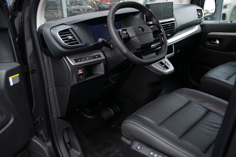 Peugeot Traveller bild 7