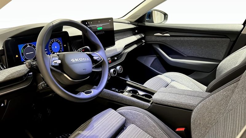 Skoda Superb bild 7
