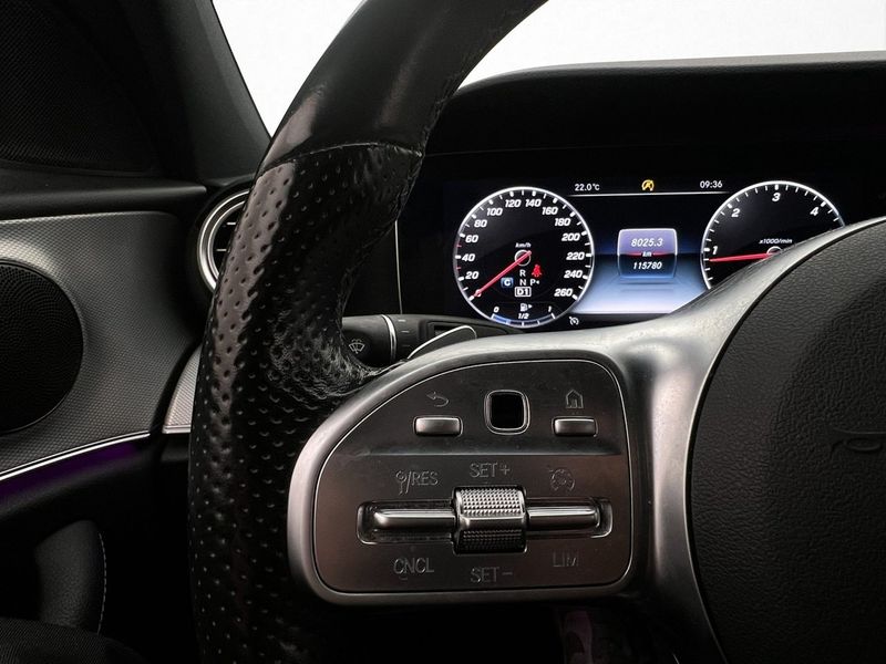Mercedes E220 bild 15