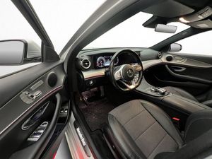 Mercedes E220 bild 12