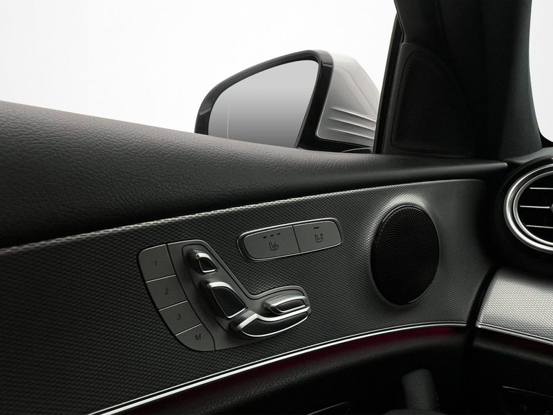 Mercedes E220 bild 13