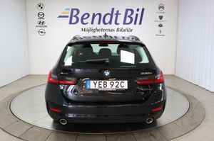 BMW 330 bild 10