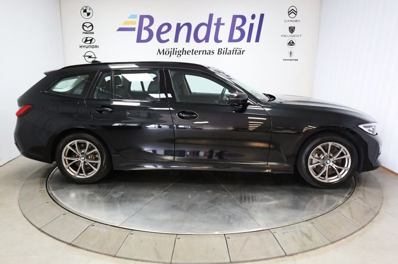 BMW 330 bild 16