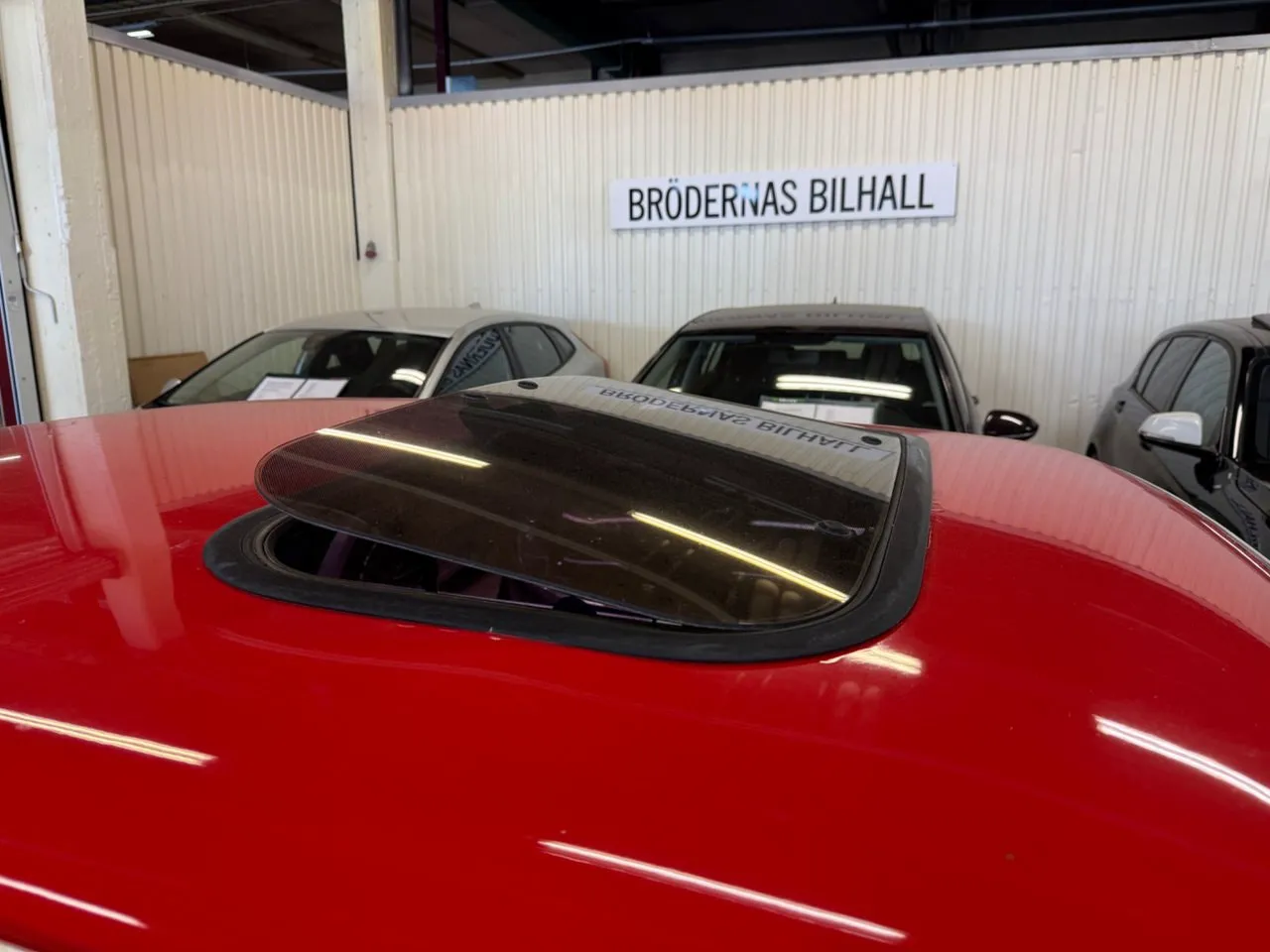 Vehicle image 7