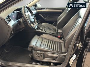 Volkswagen Passat bild 8