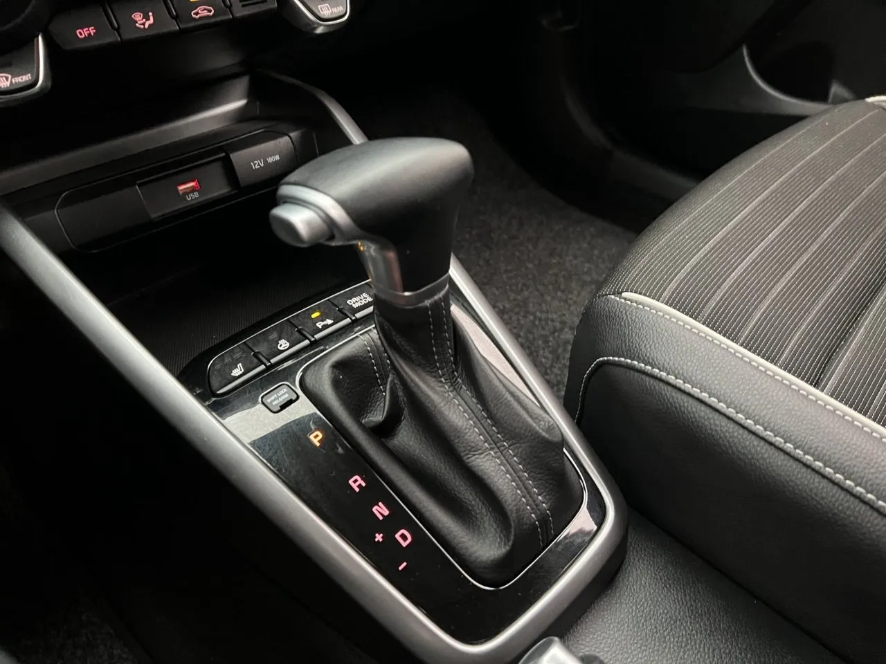 Vehicle image 20