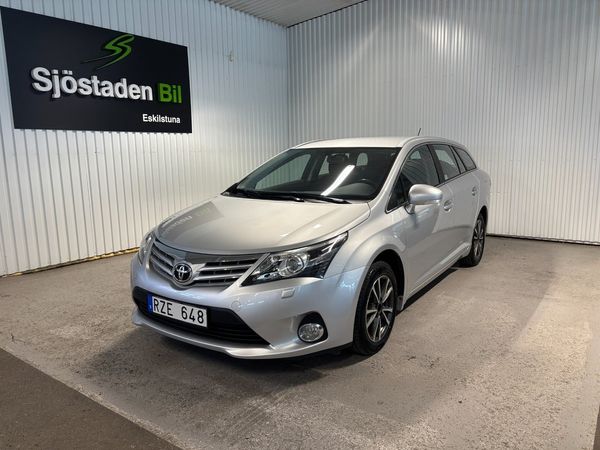 Toyota Avensis Kombi 1.8 Valvematic Multidrive S Kamera/Drag/Bluetooth - 2014