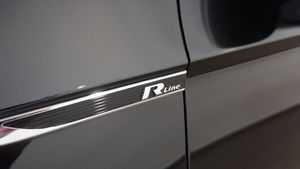 Volkswagen Passat bild 8