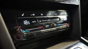 Volkswagen Passat bild 18