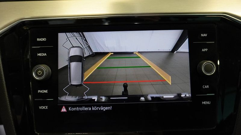 Volkswagen Passat bild 17