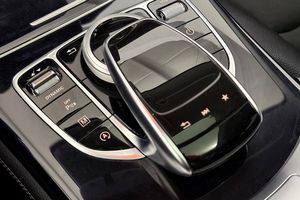Mercedes GLC220 bild 29