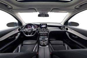 Mercedes GLC220 bild 16