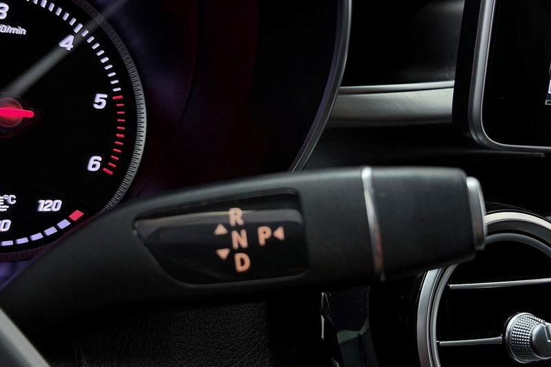 Mercedes GLC220 bild 22