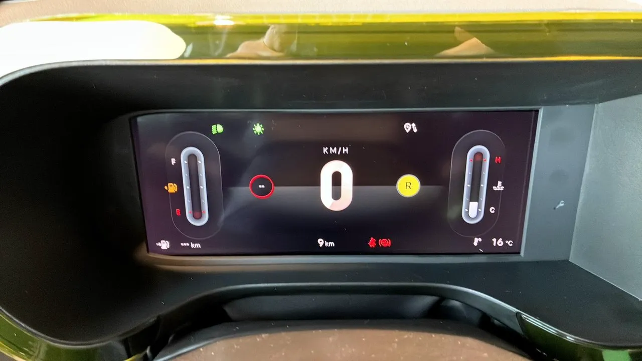 Vehicle image 20