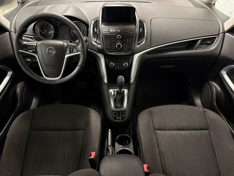 Opel Zafira bild 6