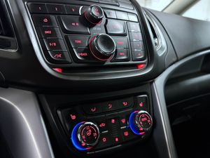 Opel Zafira bild 12