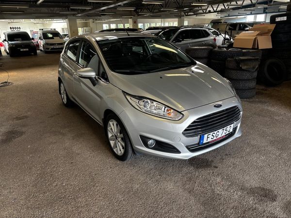 Ford Fiesta 5-dörrar 1.0 EcoBoost Powershift Titanium Euro 6 - 2016