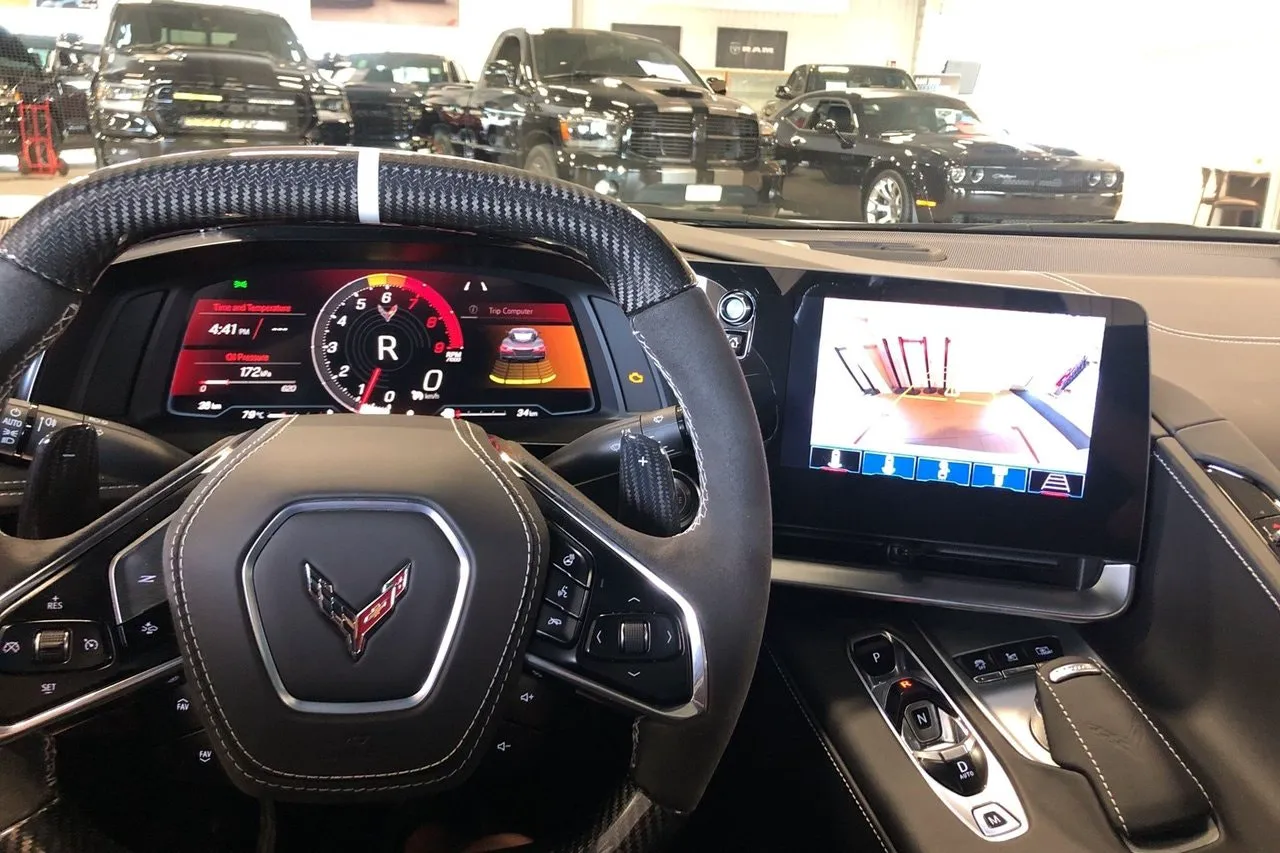 Vehicle image 13