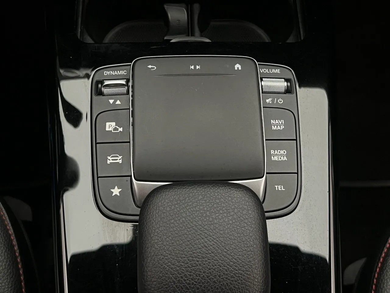 Vehicle image 24