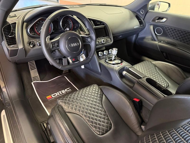 Audi R8 bild 14