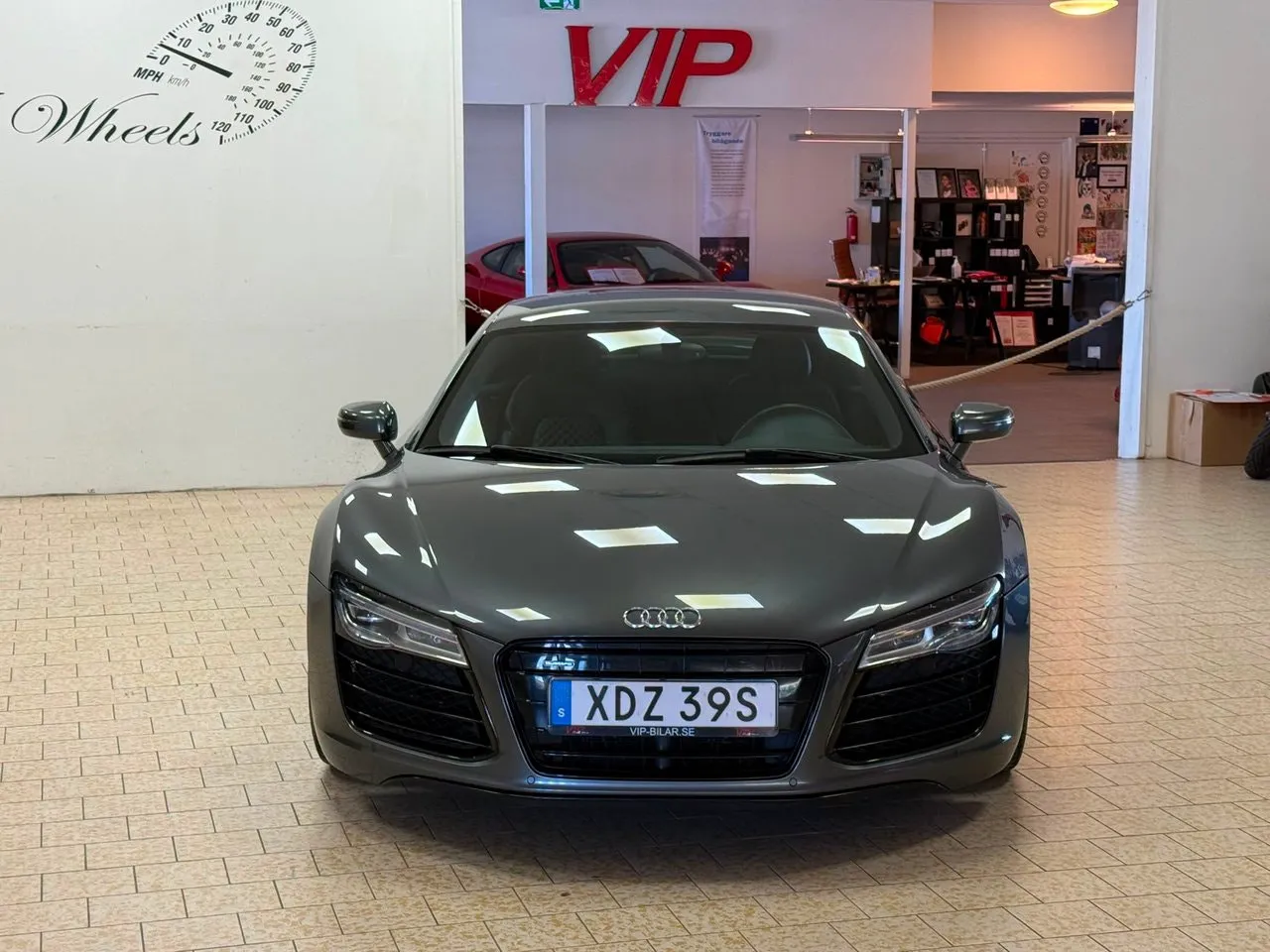 Vehicle image 9