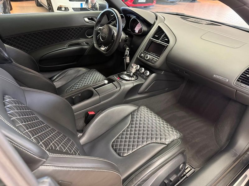 Audi R8 bild 15