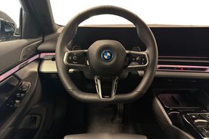 BMW 530 bild 11